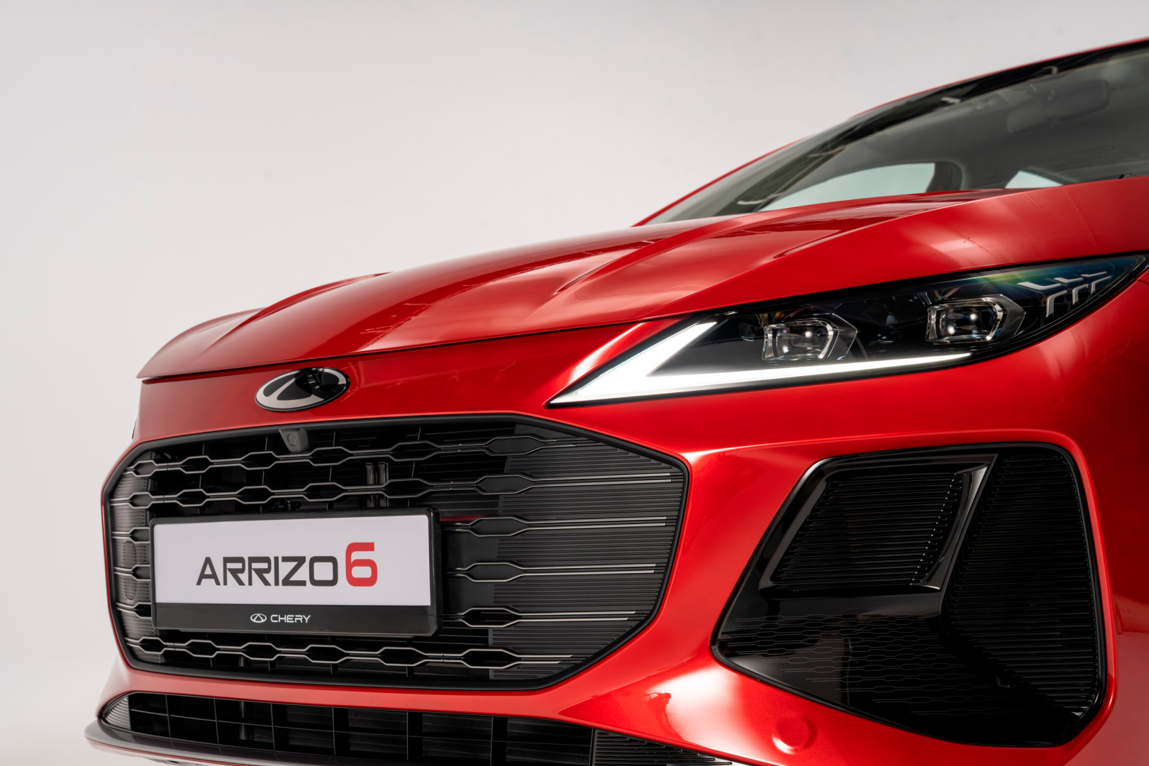 ПРОЕКЦИЯЛЫҚ ТҮРДЕГІ ЖАРЫҚДИОДТЫ ФАРАЛАР